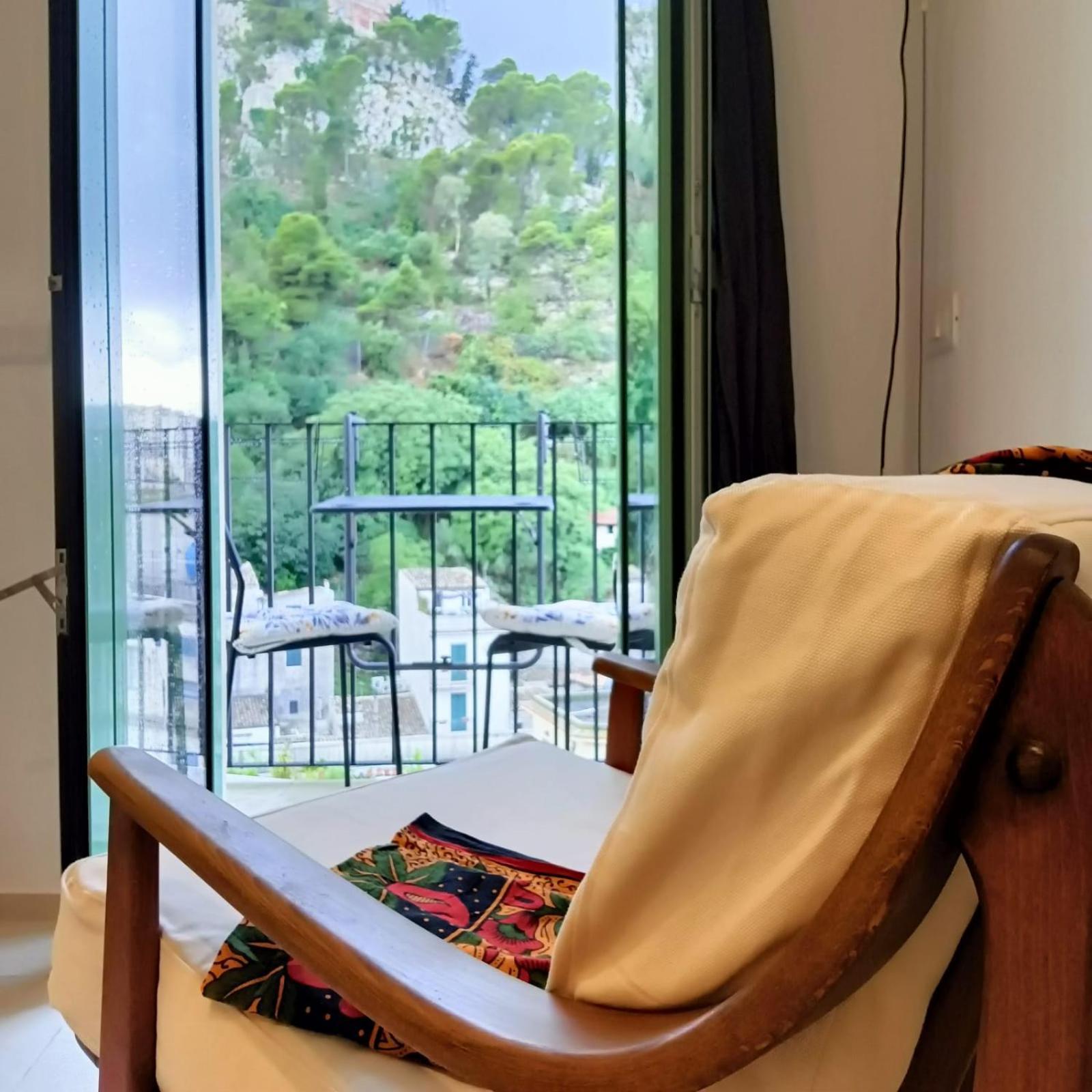 Acciana Rooms Модіка Екстер'єр фото